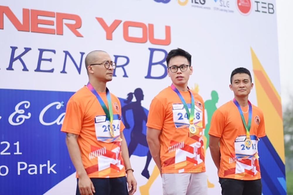 Bảo thường xuyên chơi các môn thể thao như bóng rổ. Ảnh: NVCC Bảo thường xuyên chơi các môn thể thao như bóng rổ. Ảnh: NVCC