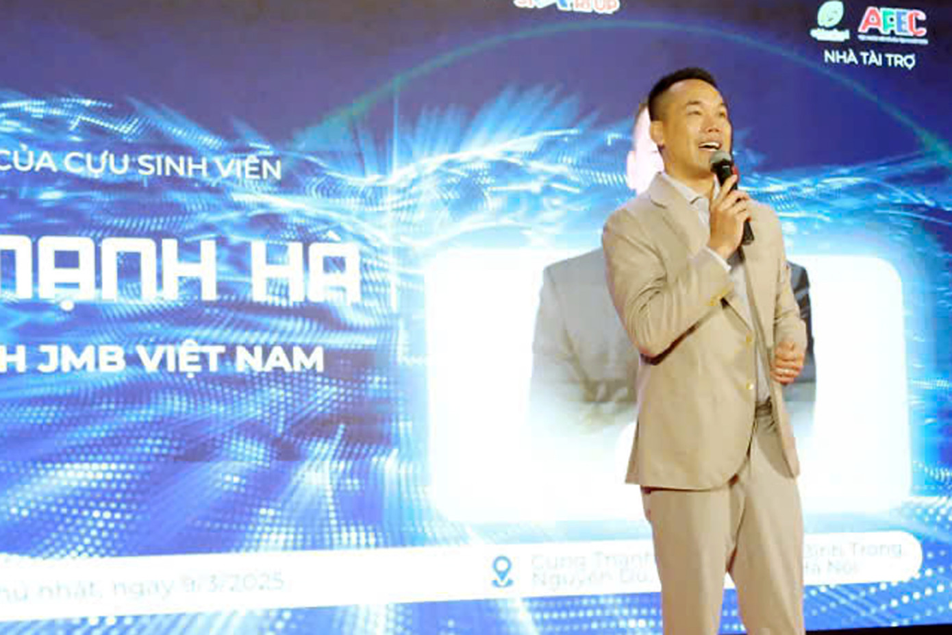 Ông Bùi Mạnh Hà – Chủ tịch JMB Việt Nam, Đồng sáng lập Công ty Marcom 360 chia sẻ tại chương trình. Ông Bùi Mạnh Hà – Chủ tịch JMB Việt Nam, Đồng sáng lập Công ty Marcom 360 chia sẻ tại chương trình.