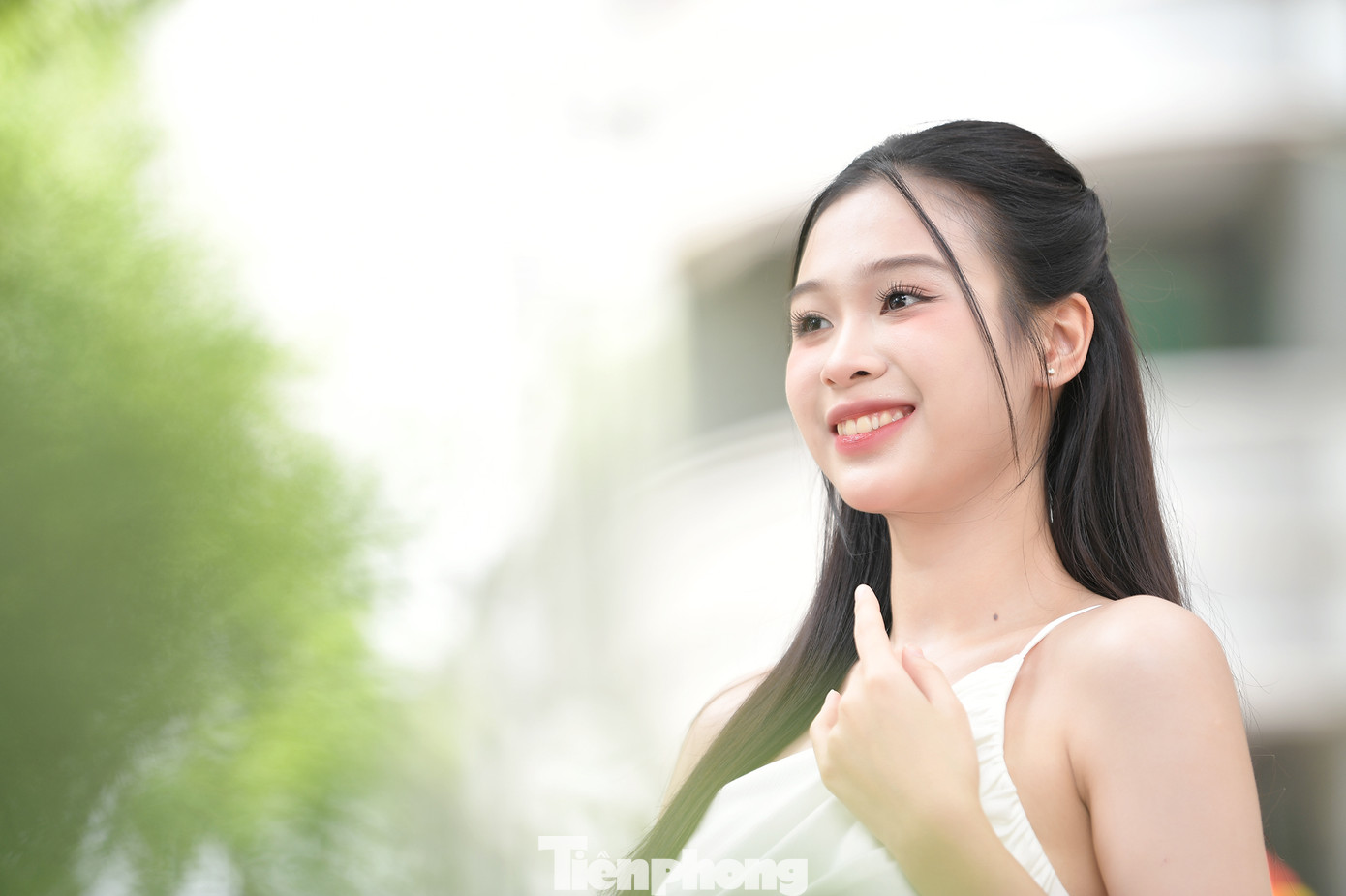 Theo Khánh Linh, cô đang duy trì chế độ ăn uống khoa học, tập luyện đều đặn mỗi ngày và dành thời gian học thêm về kỹ năng catwalk, ứng xử và ngoại ngữ. Cô cũng rèn luyện tâm lý để luôn giữ sự bình tĩnh, tích cực và tập trung trong mọi tình huống. Ngoài ra, cô cố gắng bắt kịp chương trình học ở trường trước thềm chung kết. Theo Khánh Linh, cô đang duy trì chế độ ăn uống khoa học, tập luyện đều đặn mỗi ngày và dành thời gian học thêm về kỹ năng catwalk, ứng xử và ngoại ngữ. Cô cũng rèn luyện tâm lý để luôn giữ sự bình tĩnh, tích cực và tập trung trong mọi tình huống. Ngoài ra, cô cố gắng bắt kịp chương trình học ở trường trước thềm chung kết.