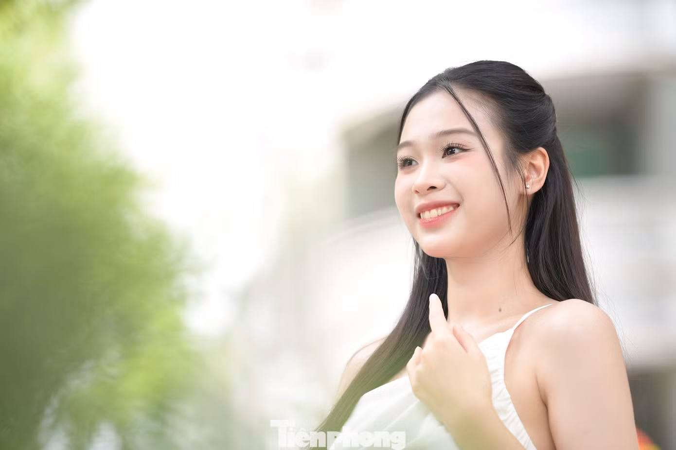Theo Khánh Linh, cô đang duy trì chế độ ăn uống khoa học, tập luyện đều đặn mỗi ngày và dành thời gian học thêm về kỹ năng catwalk, ứng xử và ngoại ngữ. Cô cũng rèn luyện tâm lý để luôn giữ sự bình tĩnh, tích cực và tập trung trong mọi tình huống. Ngoài ra, cô cố gắng bắt kịp chương trình học ở trường trước thềm chung kết.