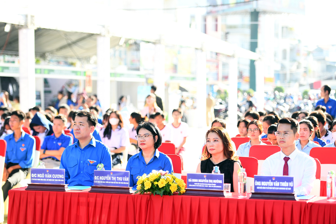 Các đại biểu tham dự chương trình.