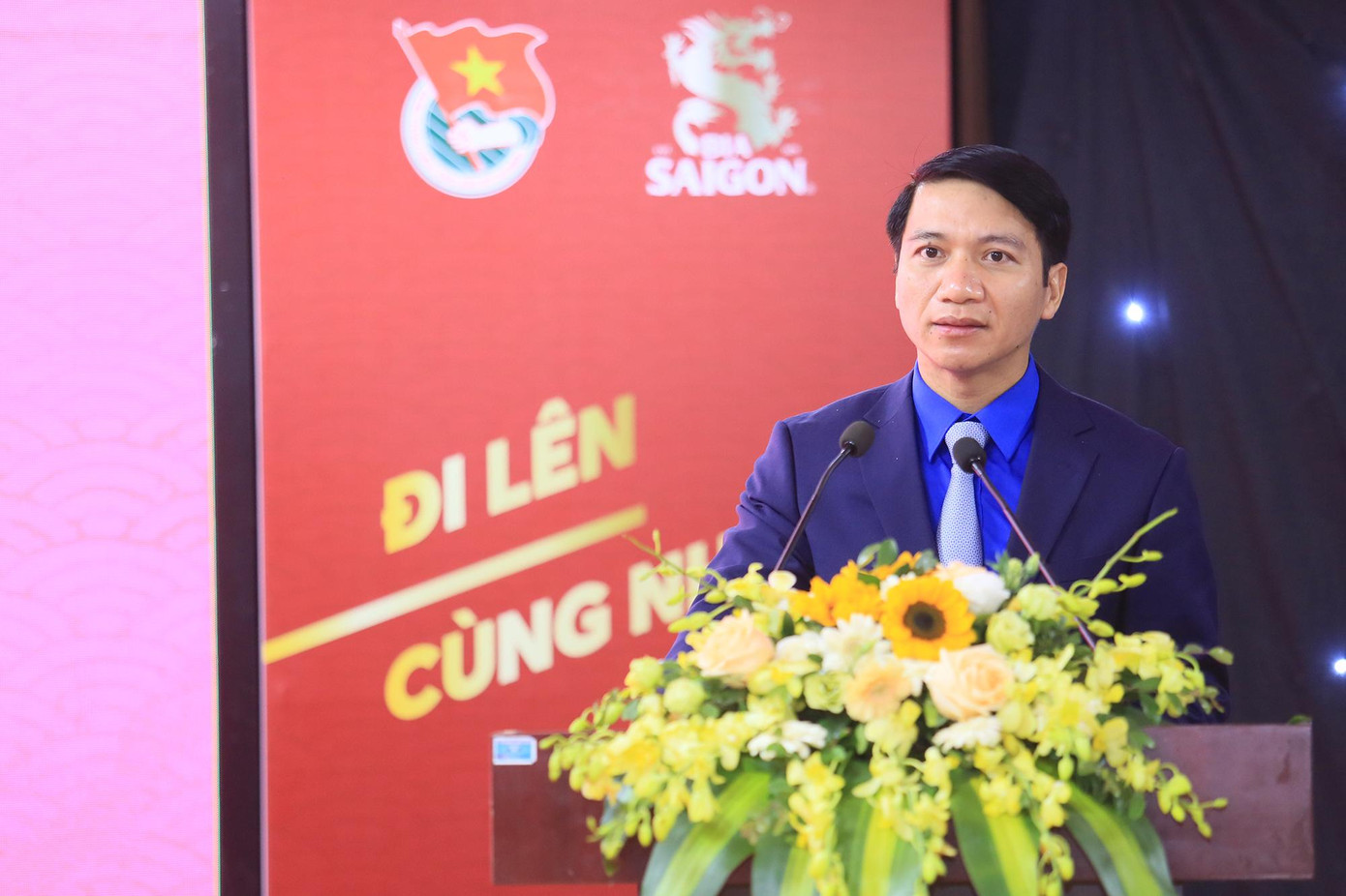 Anh Nguyễn Ngọc Lương, Bí thư T.Ư Đoàn, Chủ tịch T.Ư Hội LHTN Việt Nam phát biểu tại chương trình.