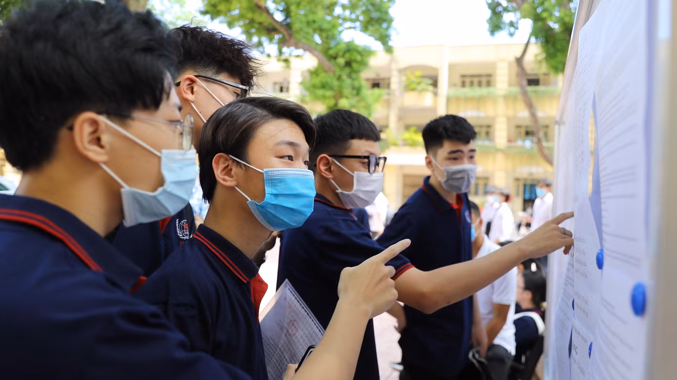 Thí sinh tham dự kì thi tốt nghiệp THPT năm 2021. Ảnh: DƯƠNG TRIỀU Thí sinh tham dự kì thi tốt nghiệp THPT năm 2021. Ảnh: DƯƠNG TRIỀU