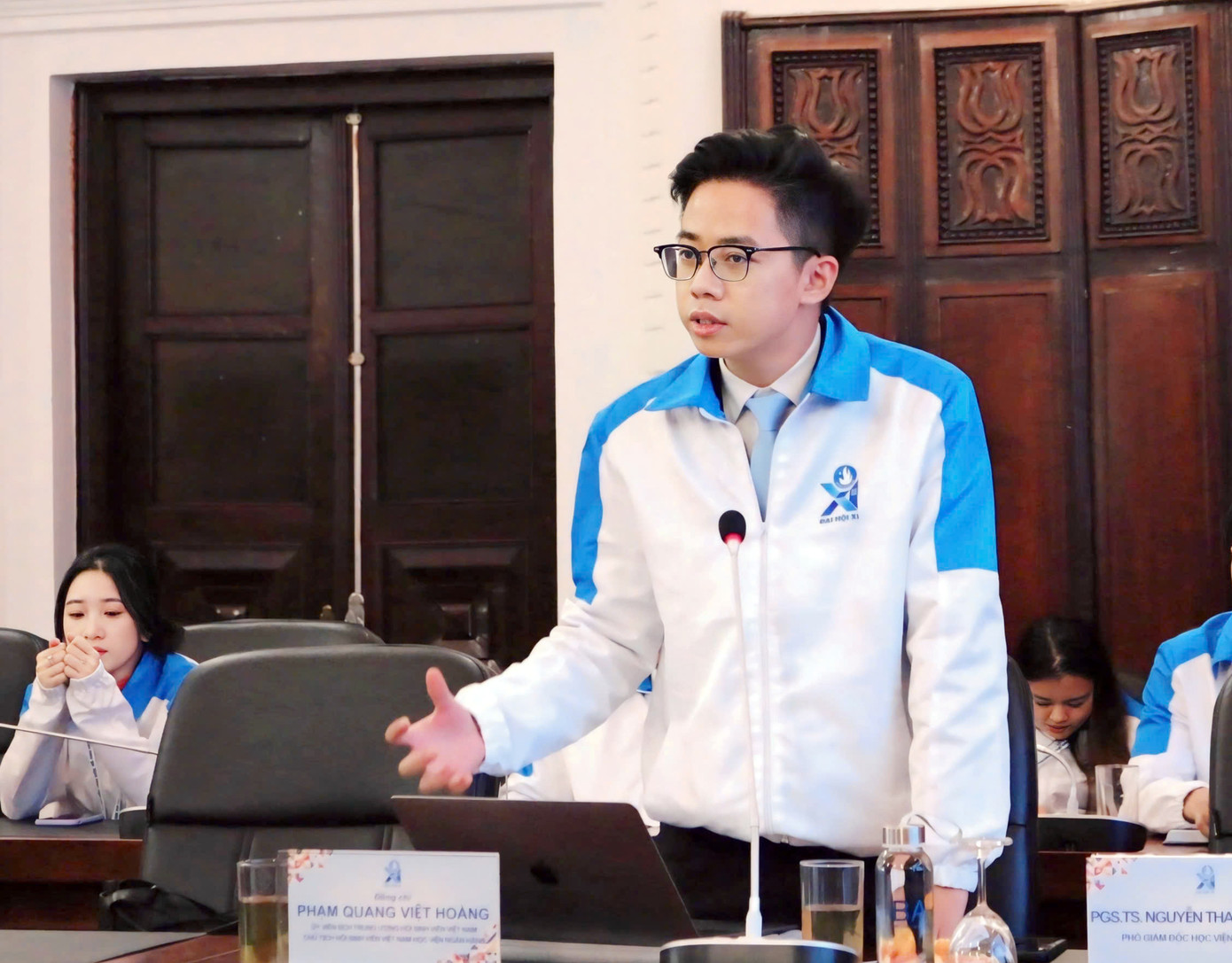 Phạm Quang Việt Hoàng – cái tên không còn xa lạ với nhiều bạn sinh viên của Học viện Ngân hàng và Hội Sinh viên TP. Hà Nội.