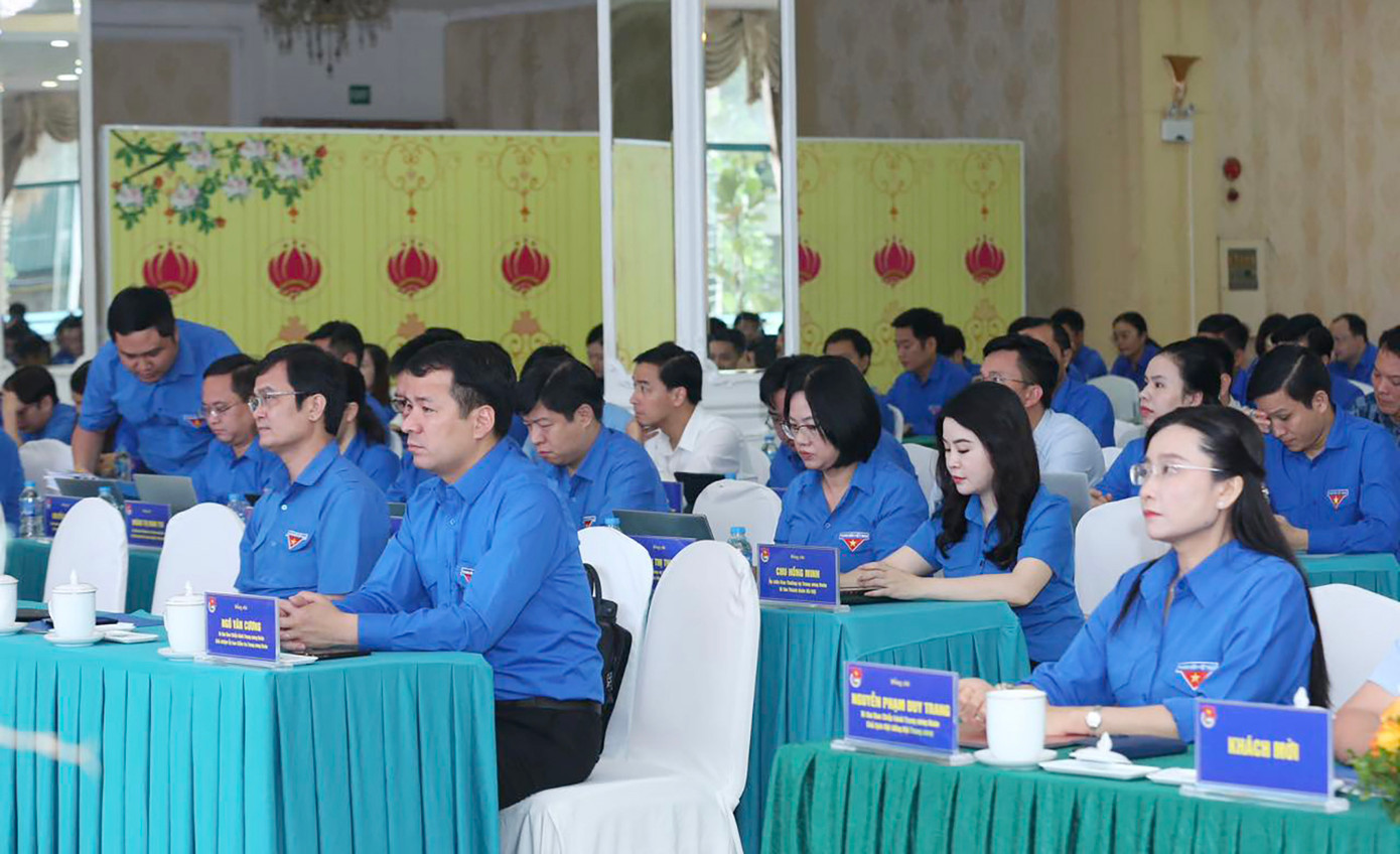 Các đại biểu tham dự Hội nghị. Các đại biểu tham dự Hội nghị.