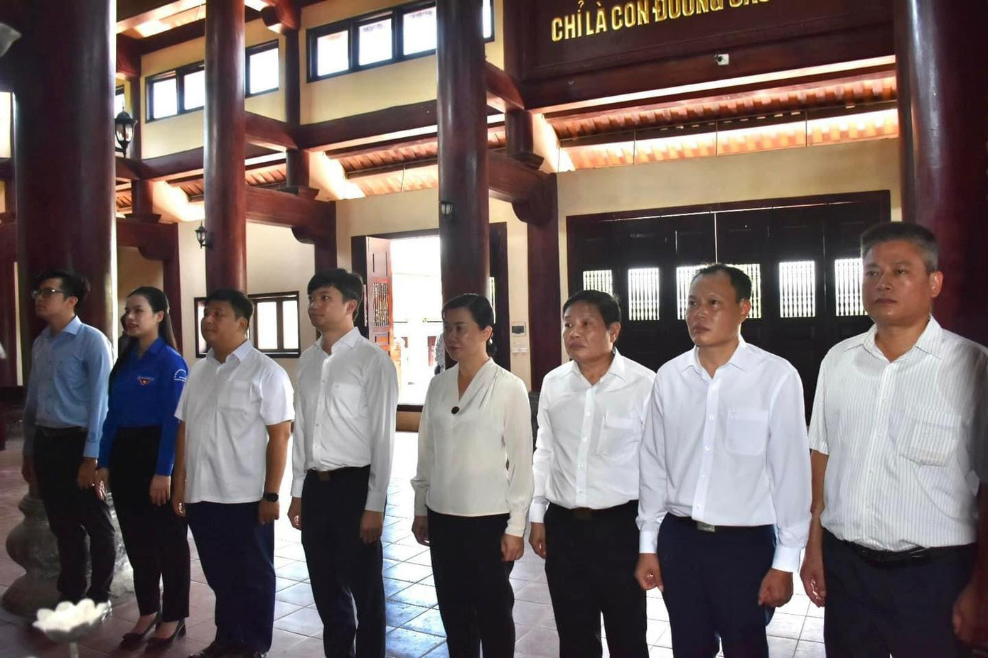 Đoàn công tác T.Ư Đoàn dâng hương tại các địa chỉ đỏ tỉnh Hà Tĩnh.