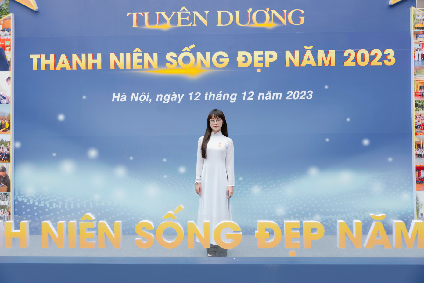 Nguyễn Nam Bảo Ngọc thường xuyên tham gia các hoạt động công tác xã hội và giành nhiều Giải thưởng của T.Ư Hội LHTN Việt Nam. Ảnh: NVCC Nguyễn Nam Bảo Ngọc thường xuyên tham gia các hoạt động công tác xã hội và giành nhiều Giải thưởng của T.Ư Hội LHTN Việt Nam. Ảnh: NVCC