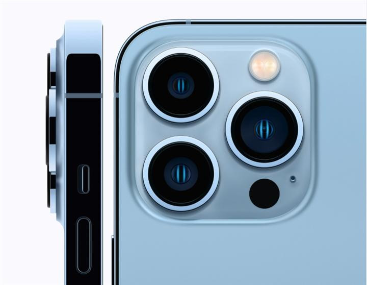 Điểm nổi bật của iPhone 13 Pro Max là màn hình 120Hz và camera. Điểm nổi bật của iPhone 13 Pro Max là màn hình 120Hz và camera.