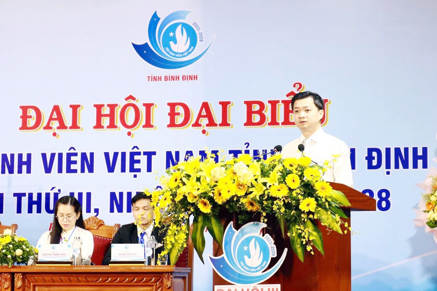 Anh Nguyễn Minh Triết - Bí thư T.Ư Đoàn, Chủ tịch T.Ư Hội Sinh viên Việt Nam, phát biểu chỉ đạo Đại hội. Anh Nguyễn Minh Triết - Bí thư T.Ư Đoàn, Chủ tịch T.Ư Hội Sinh viên Việt Nam, phát biểu chỉ đạo Đại hội.