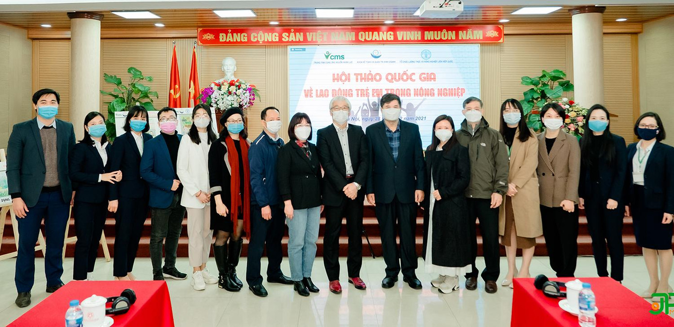 Các đại biểu tham dự Hội thảo. Các đại biểu tham dự Hội thảo.