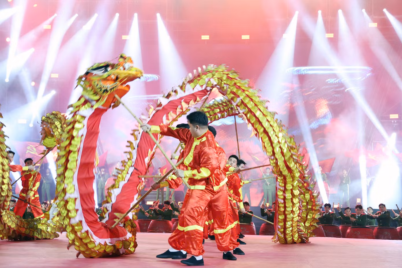 Lễ khai mạc để lại dấu ấn đậm nét về tinh thần đoàn kết quốc tế.