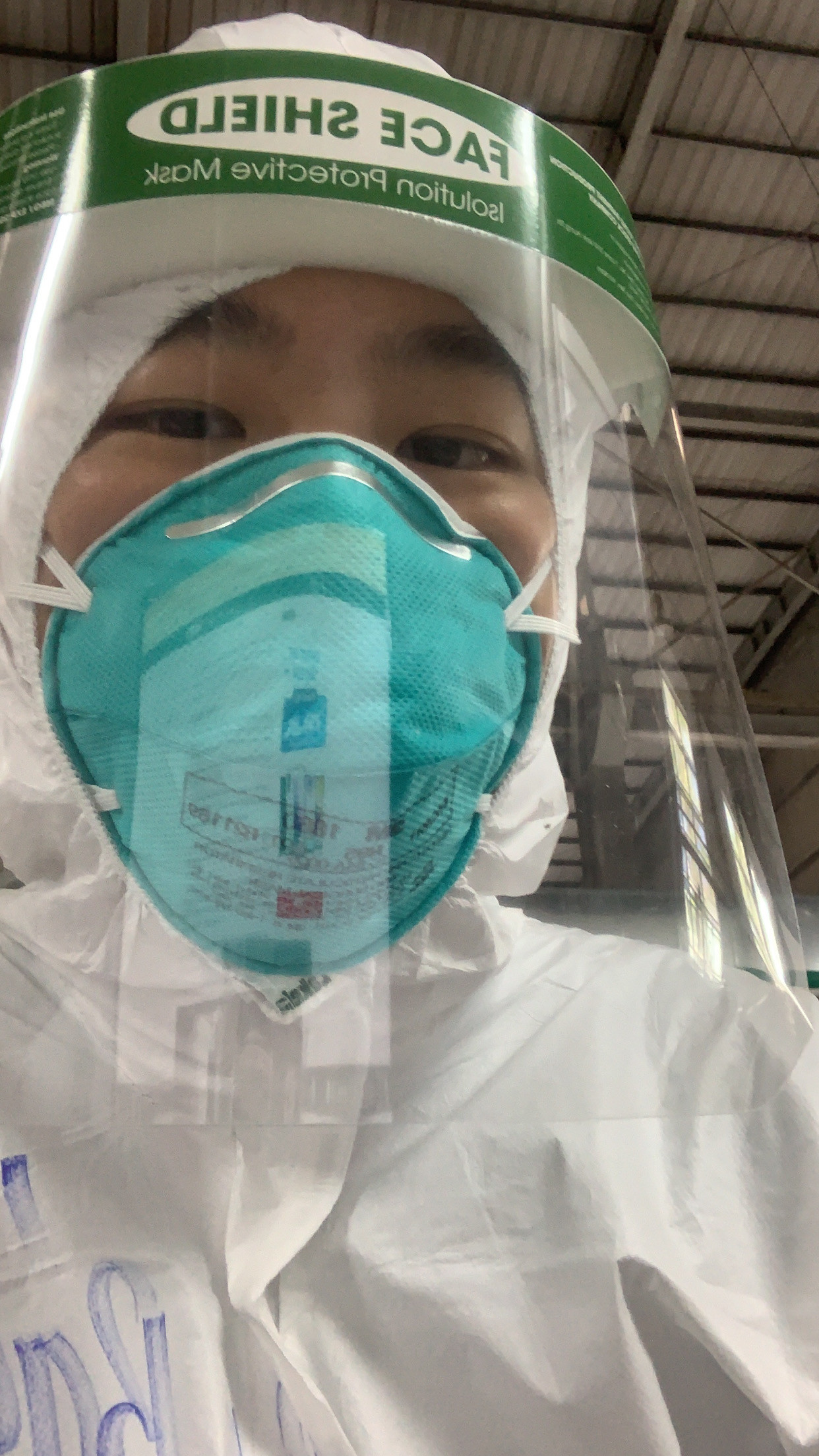 BS Đỗ Doãn Bách tham gia các hoạt động khám chữa bệnh dịch COVID-19.