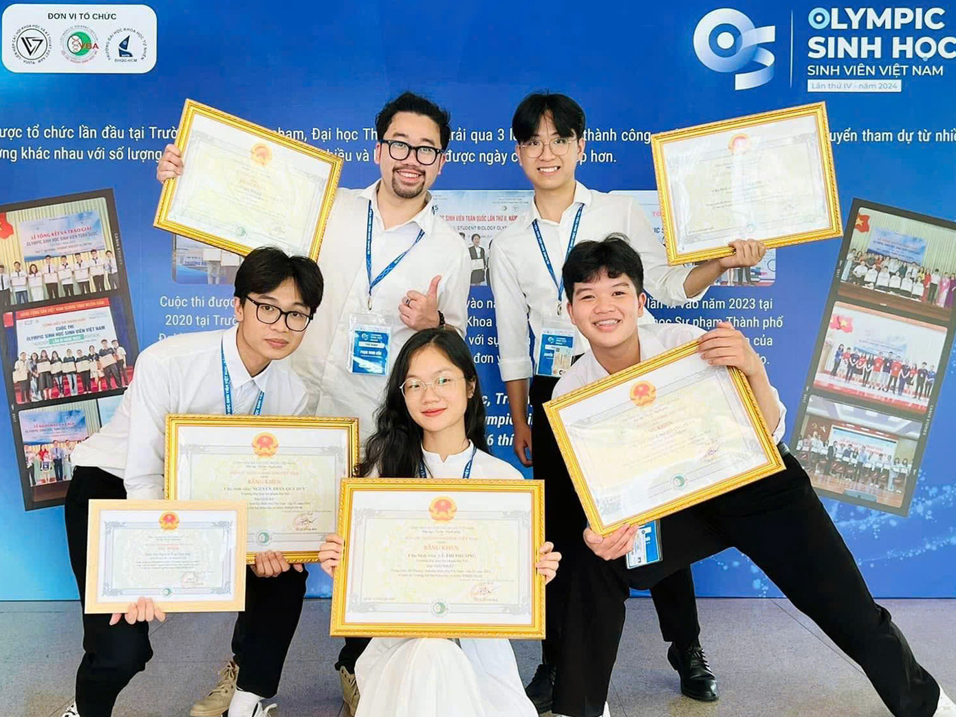 Phương tham gia 'Olympic Sinh học Sinh viên Việt Nam' và xuất sắc giành giải Ba. Phương tham gia 'Olympic Sinh học Sinh viên Việt Nam' và xuất sắc giành giải Ba.