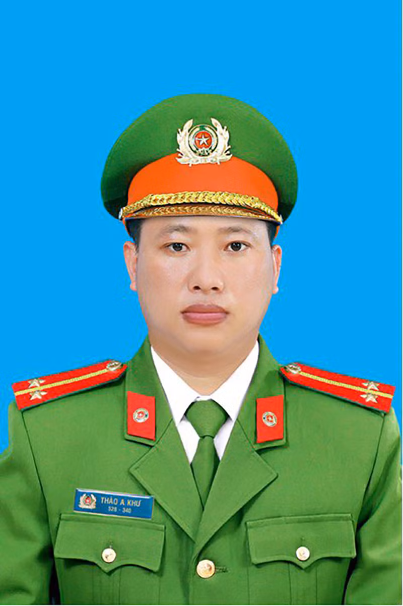 Trung uý Thào A Khư.