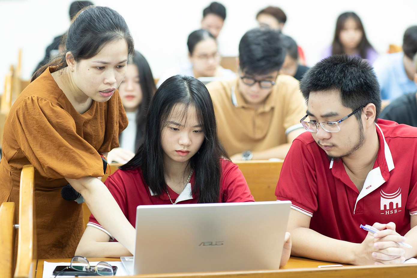 Sinh viên ĐHQG Hà Nội.