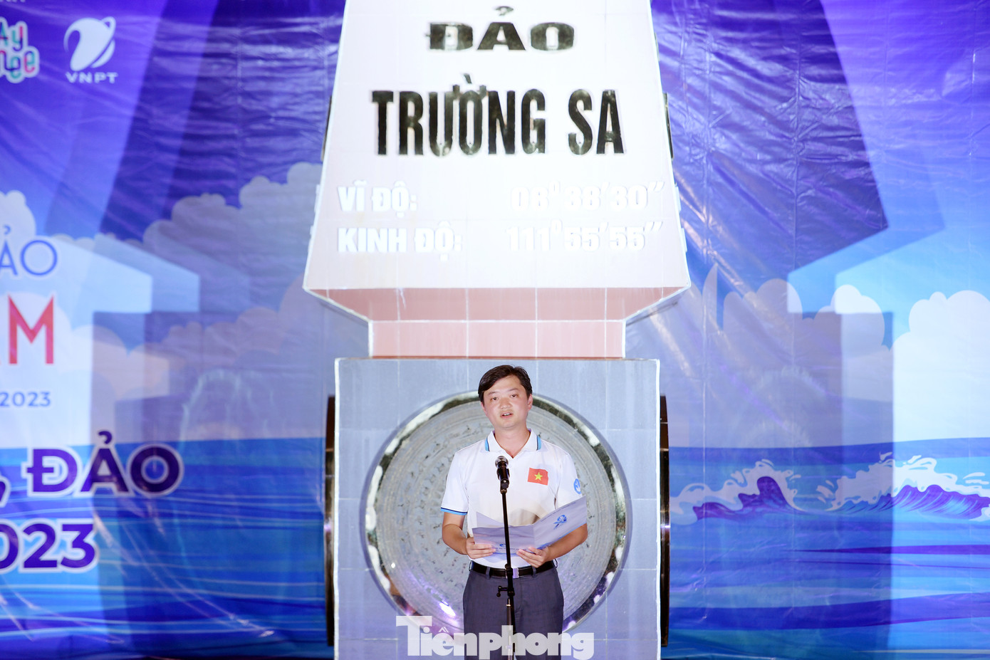 Anh Nguyễn Minh Triết, Bí thư T.Ư Đoàn, Chủ tịch T.Ư Hội SVVN phát biểu tại chương trình. Anh Nguyễn Minh Triết, Bí thư T.Ư Đoàn, Chủ tịch T.Ư Hội SVVN phát biểu tại chương trình.