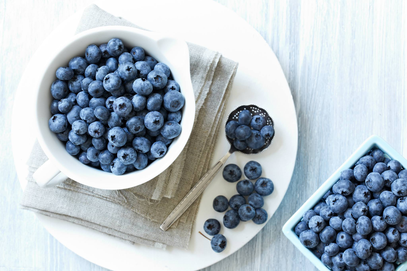 Việt quất không chỉ có lợi cho sức khỏe mà còn giúp bạn có làn da đẹp. Việt quất không chỉ có lợi cho sức khỏe mà còn giúp bạn có làn da đẹp.