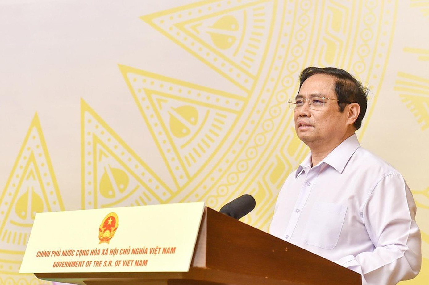 Thủ tướng Phạm Minh Chính phát biểu phát động Chương trình "Sóng và máy tính cho em" .