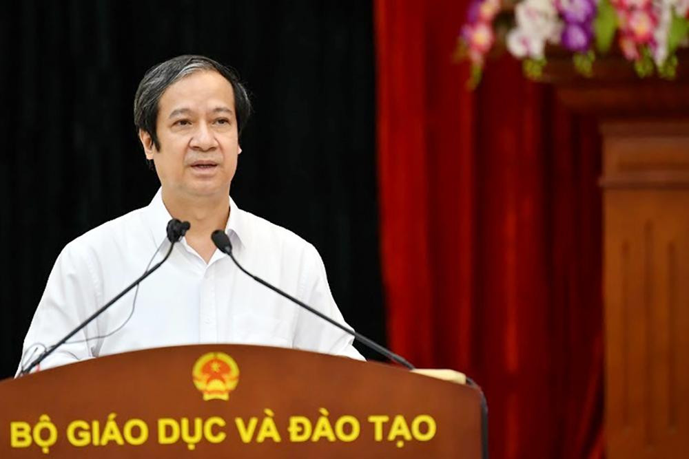 Bộ trưởng Bộ GD - ĐT Nguyễn Kim Sơn phát biểu tại hội nghị.