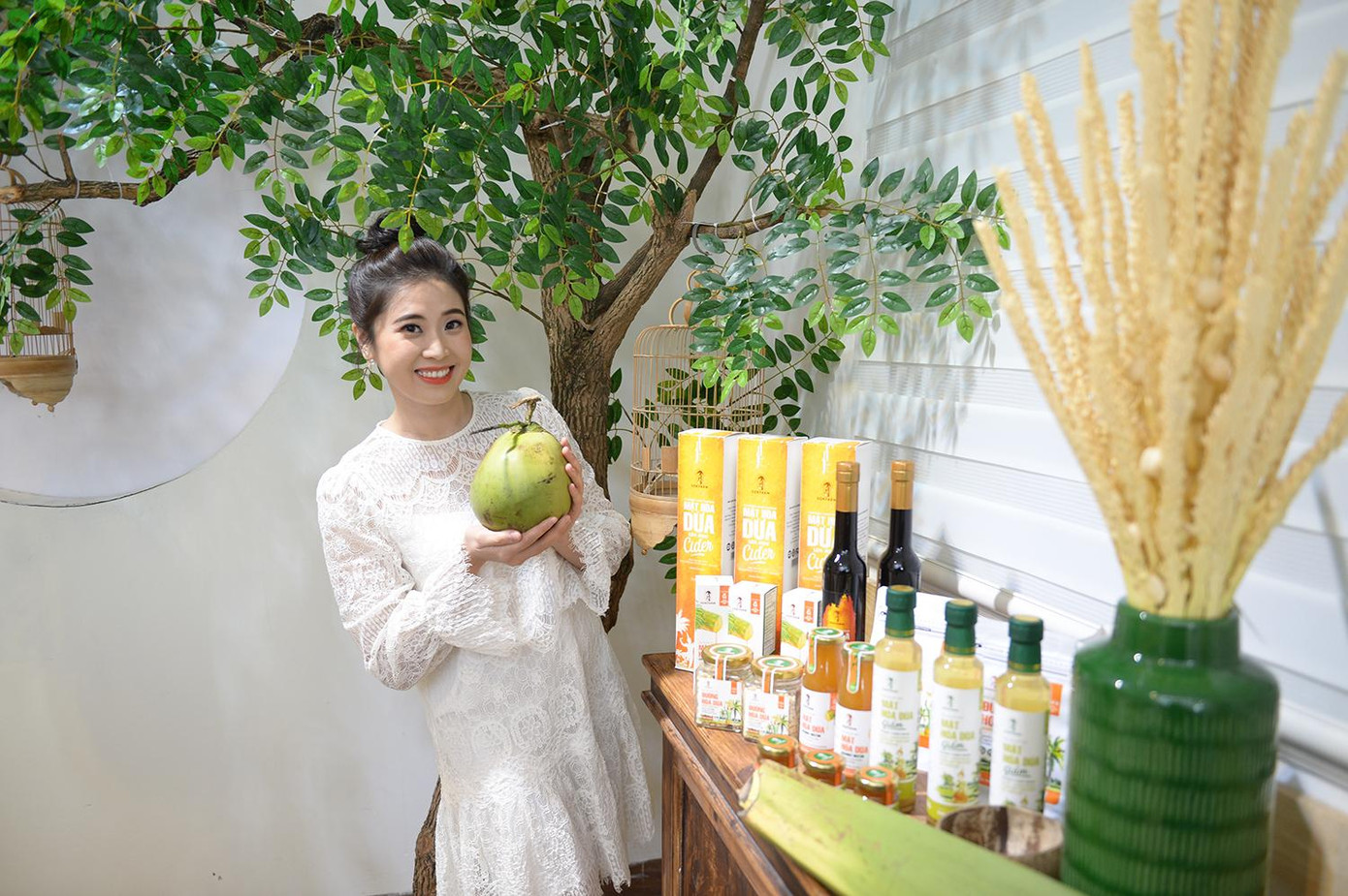 Nhà sản xuất Dube Nguyễn, cam kết hỗ trợ quảng bá miễn phí cho những thanh niên khởi nghiệp để cùng vượt qua dịch COVID-19.