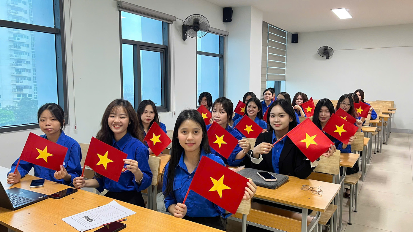 Tuổi trẻ Học viện Hành chính và Quản trị công lan tỏa yêu thương bằng những điều giản dị. Tuổi trẻ Học viện Hành chính và Quản trị công lan tỏa yêu thương bằng những điều giản dị.