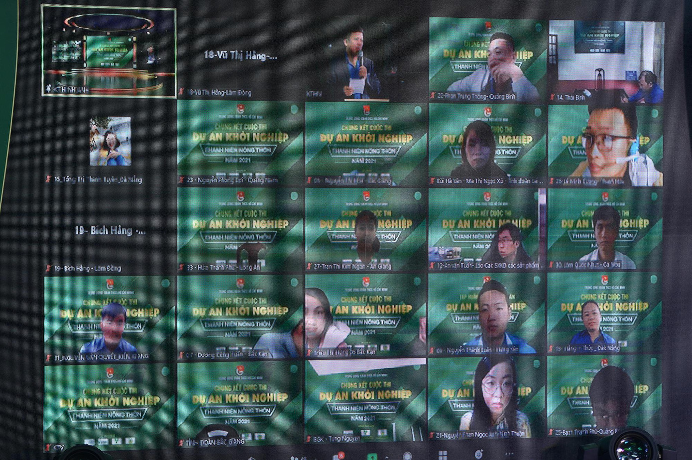 Vòng Chung kết cuộc thi Dự án Khởi nghiệp thanh niên nông thôn năm 2021 theo hình thức trực tiếp kết hợp trực tuyến. Vòng Chung kết cuộc thi Dự án Khởi nghiệp thanh niên nông thôn năm 2021 theo hình thức trực tiếp kết hợp trực tuyến.