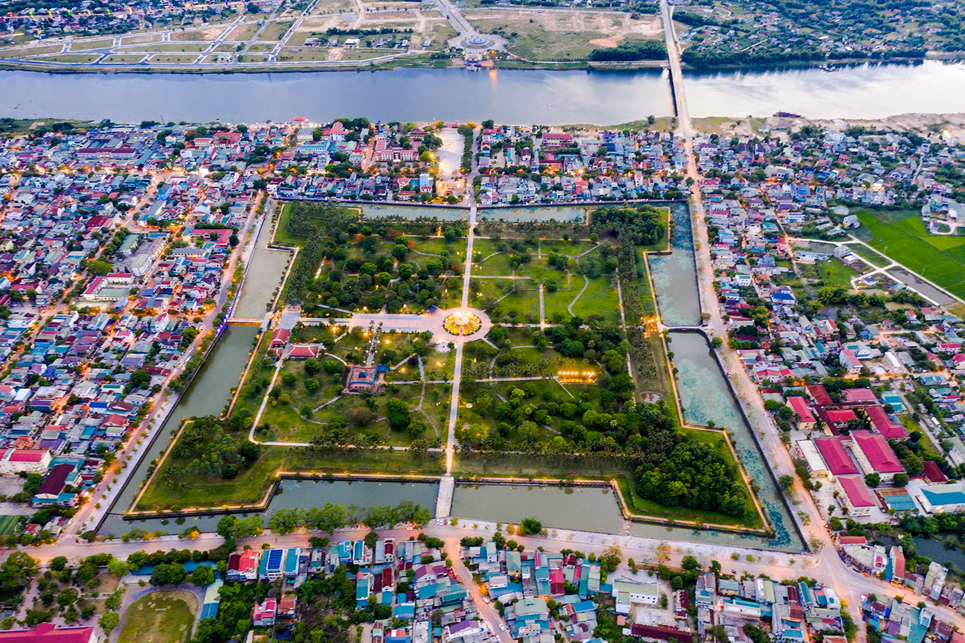 Những khoảnh khắc đặc sắc về cuộc sống, con người Quảng Trị. Ảnh: IPA Quảng Trị Những khoảnh khắc đặc sắc về cuộc sống, con người Quảng Trị. Ảnh: IPA Quảng Trị