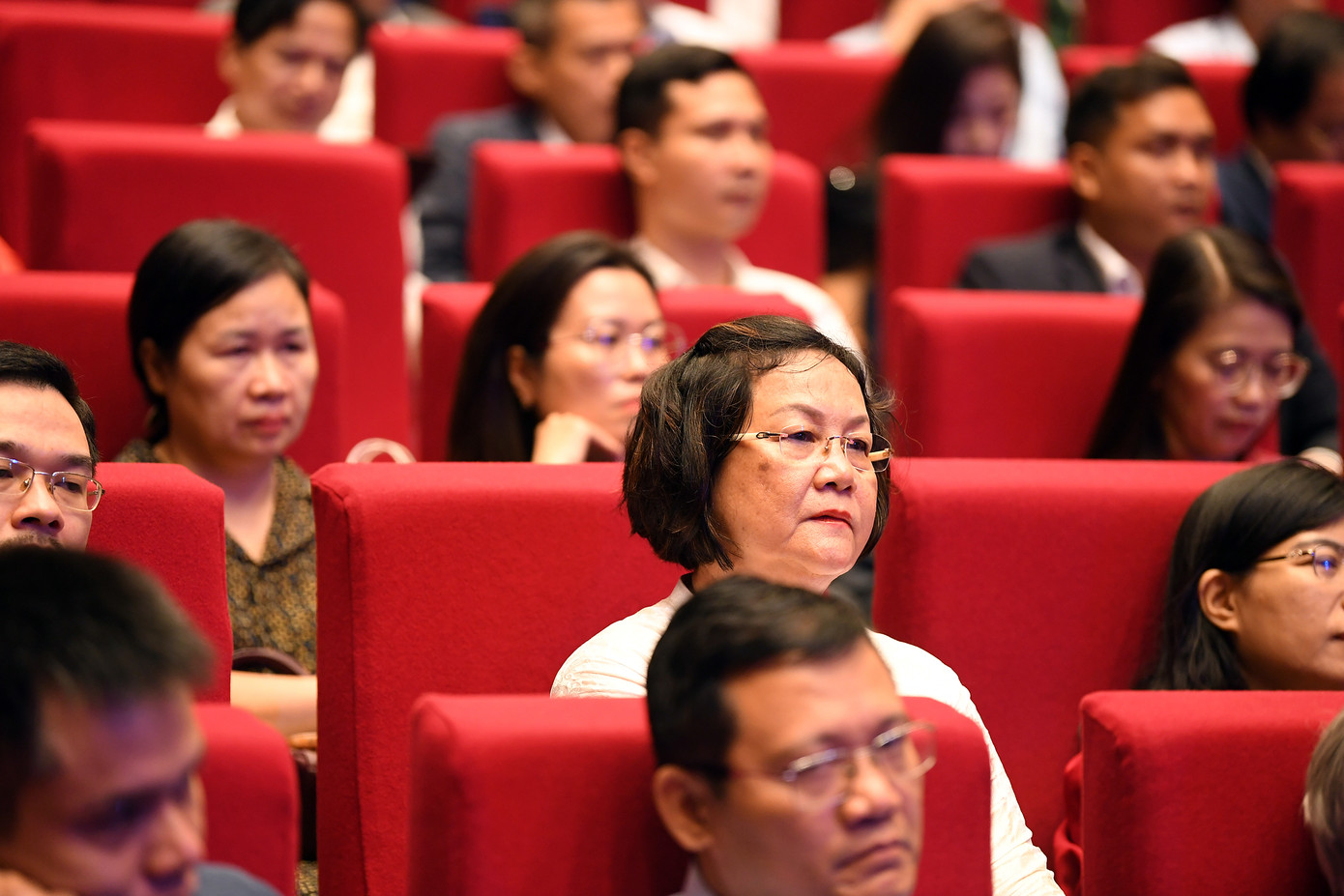 Đại diện nhà giáo, cán bộ quản lý giáo dục nhân dịp Kỷ niệm Ngày Nhà giáo Việt Nam (20/11). Đại diện nhà giáo, cán bộ quản lý giáo dục nhân dịp Kỷ niệm Ngày Nhà giáo Việt Nam (20/11).