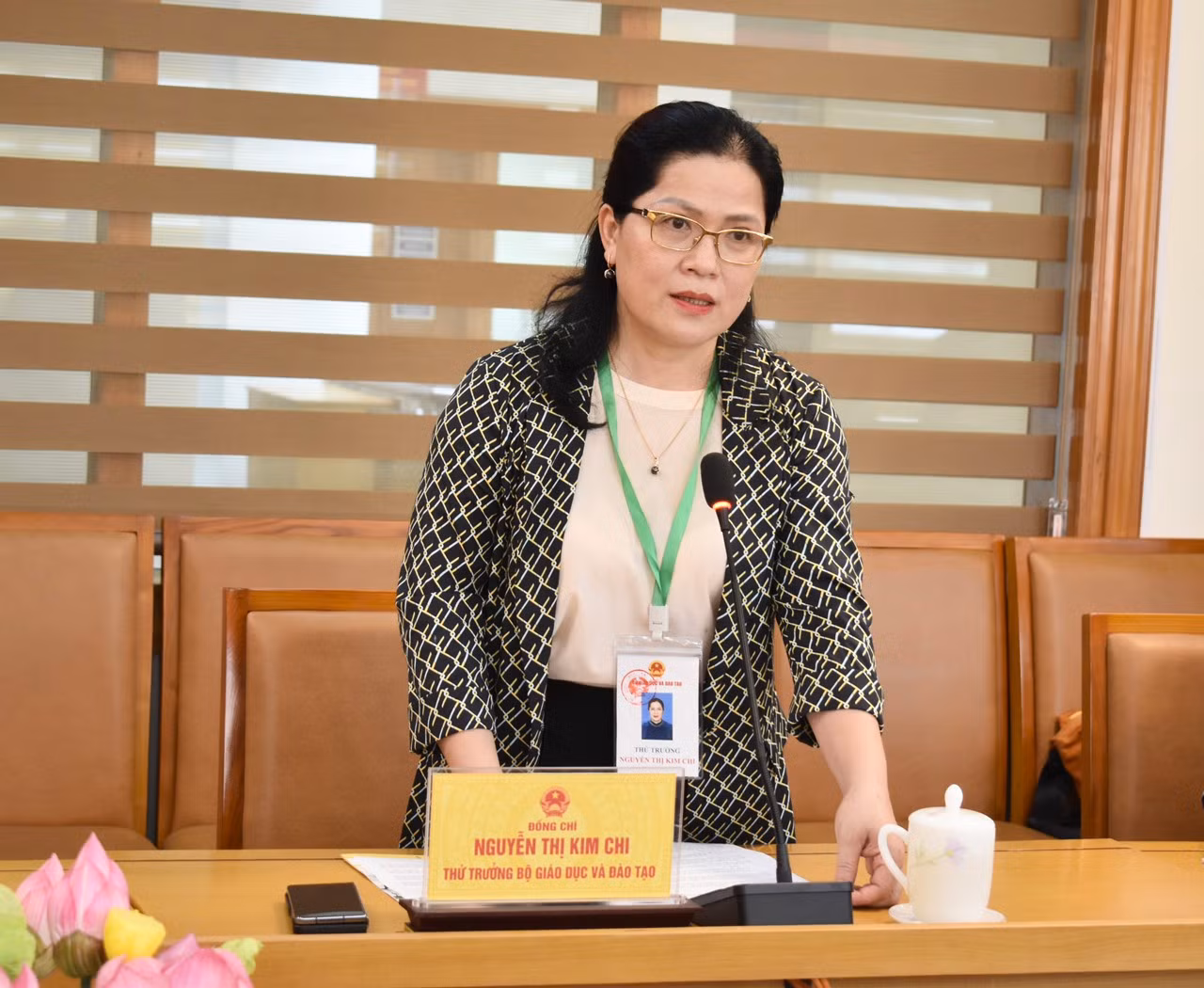 Thứ trưởng Nguyễn Thị Kim Chi phát biểu tại buổi làm việc. Thứ trưởng Nguyễn Thị Kim Chi phát biểu tại buổi làm việc.