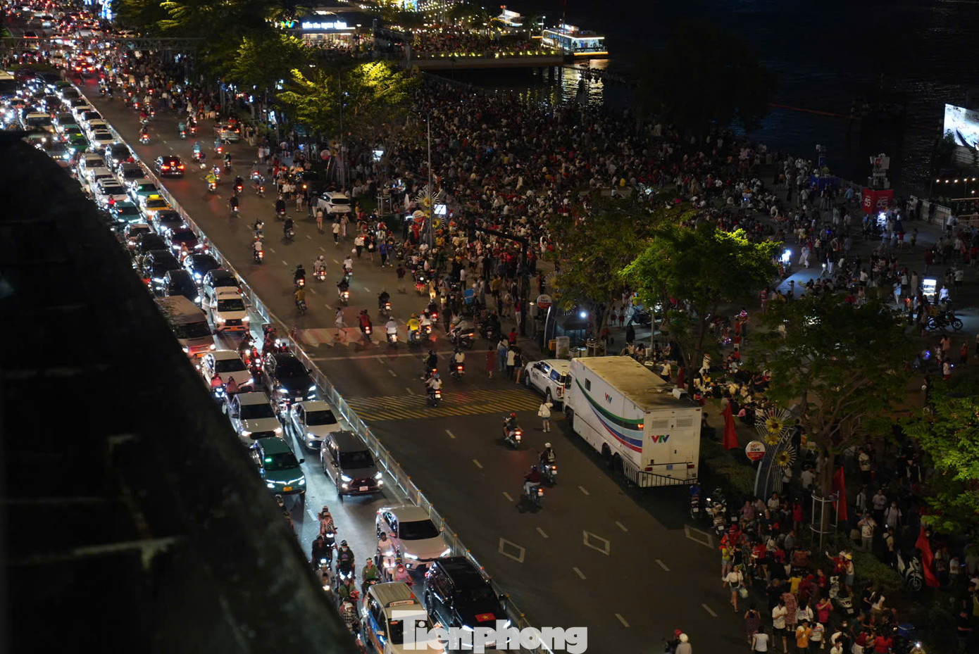 Một số địa điểm đẹp đã người hàng nghìn người dân giữ chỗ.