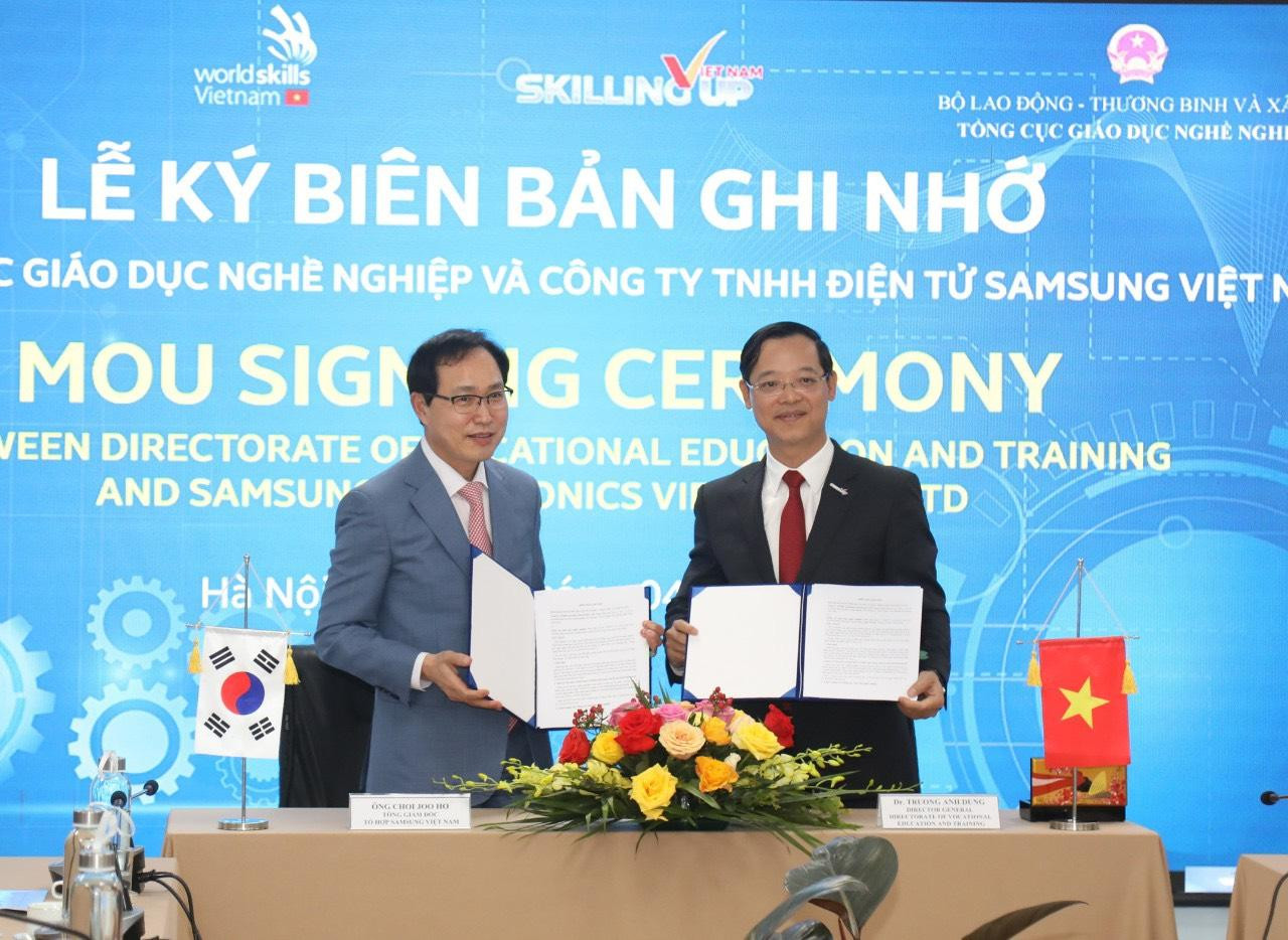 Ký kết Biên bản ghi nhớ về chương trình hỗ trợ cho thí sinh và chuyên gia Việt Nam tham dự Kỳ thi Tay nghề Thế giới lần thứ 46.