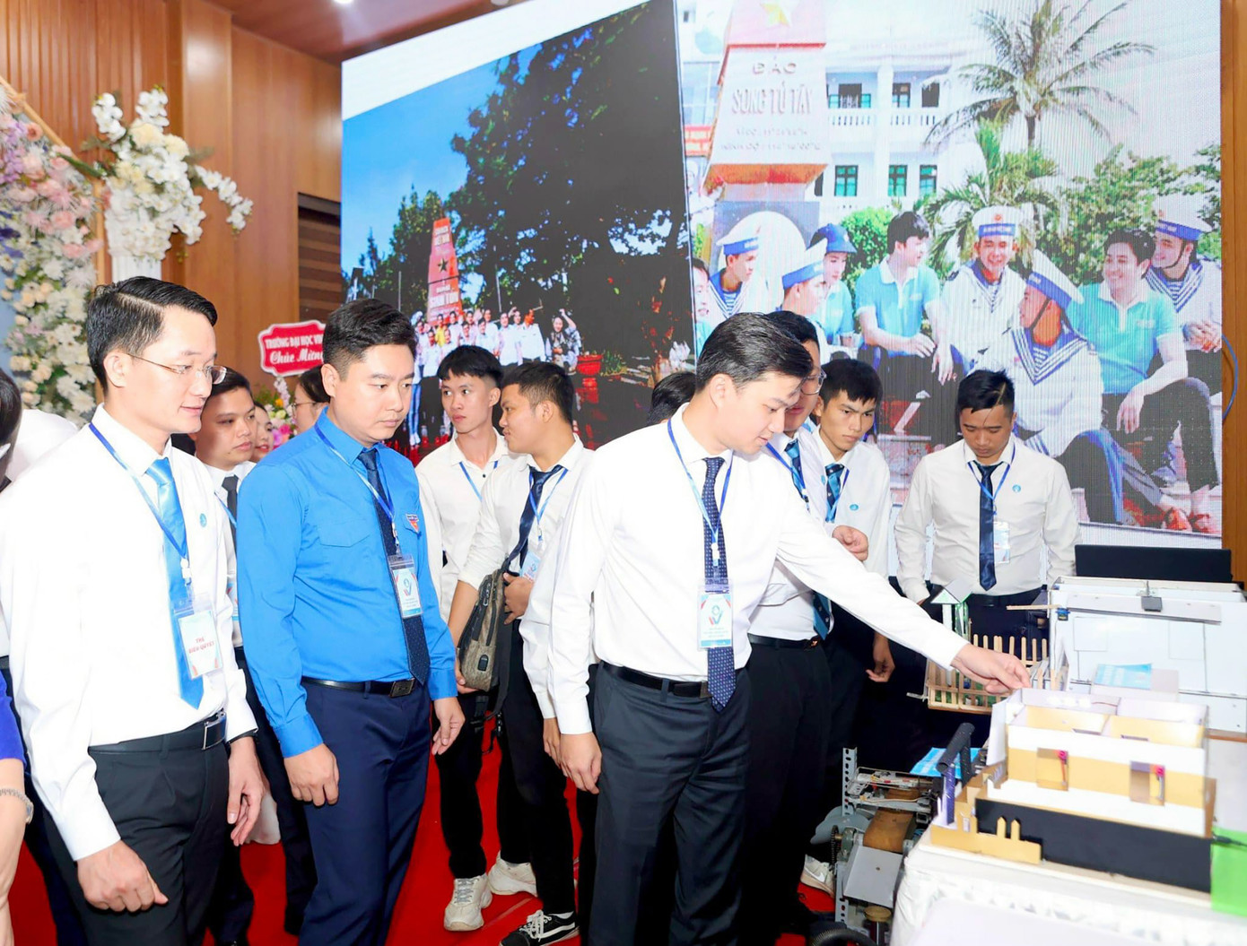 Đại hội là sự kiện chính trị quan trọng, đánh dấu bước chuyển mình mới trong công tác Hội và phong trào sinh viên tỉnh Nghệ An. Đại hội là sự kiện chính trị quan trọng, đánh dấu bước chuyển mình mới trong công tác Hội và phong trào sinh viên tỉnh Nghệ An.