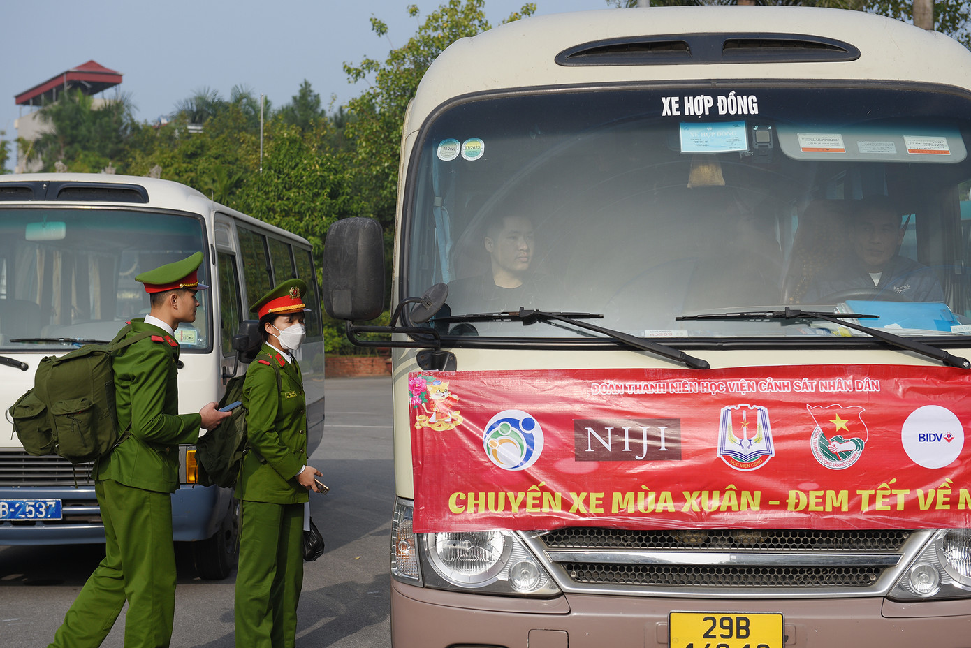 300 chiến sĩ là học viên được hỗ trợ tham gia chương trình. 300 chiến sĩ là học viên được hỗ trợ tham gia chương trình.