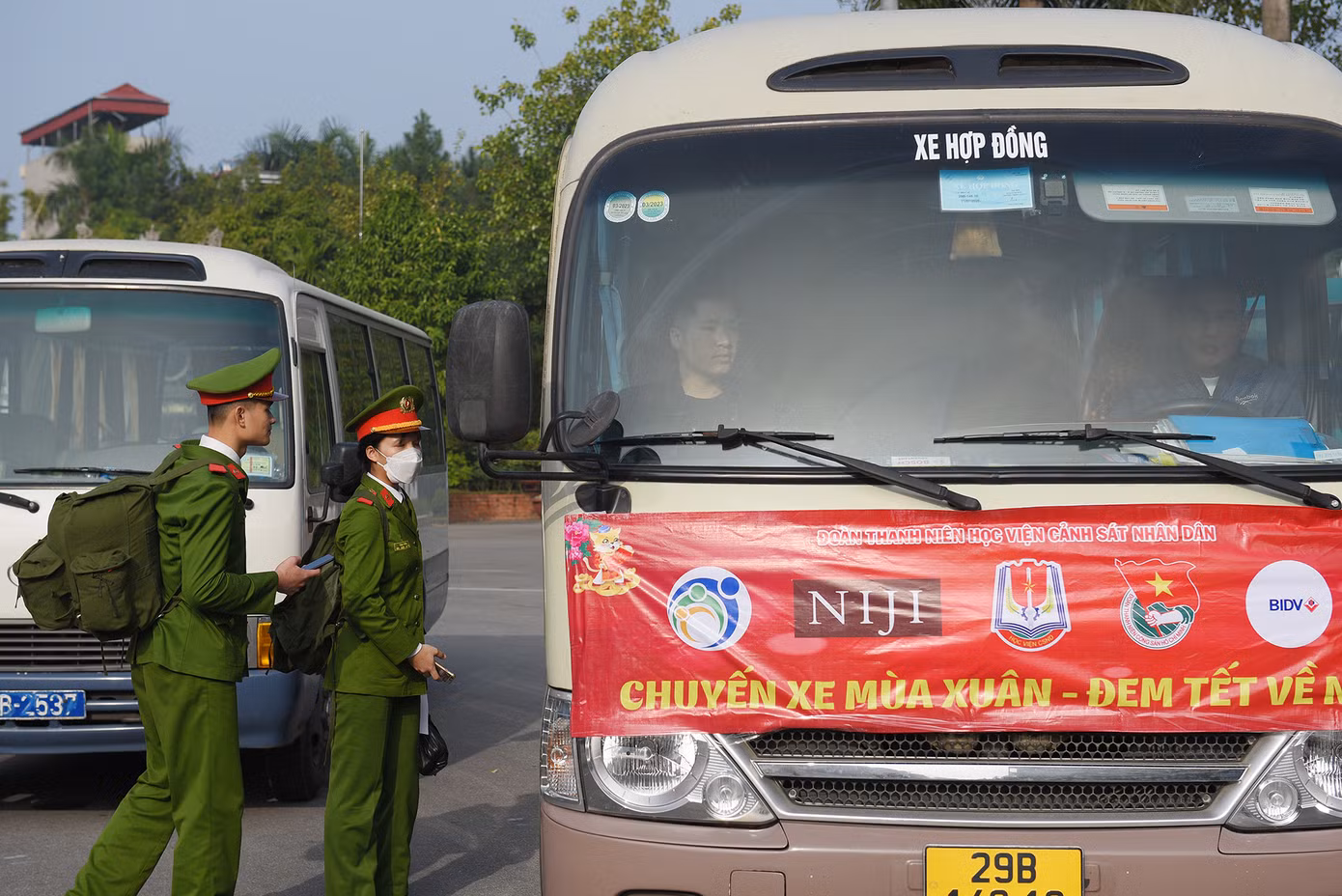 300 chiến sĩ là học viên được hỗ trợ tham gia chương trình. 300 chiến sĩ là học viên được hỗ trợ tham gia chương trình.