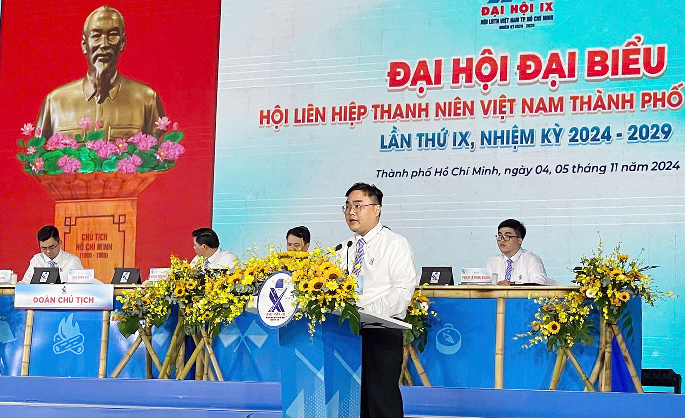 Anh Ngô Minh Hải - Bí thư Thành Đoàn, Chủ tịch Hội LHTN TP. HCM khóa VIII phát biểu khai mạc Đại hội.