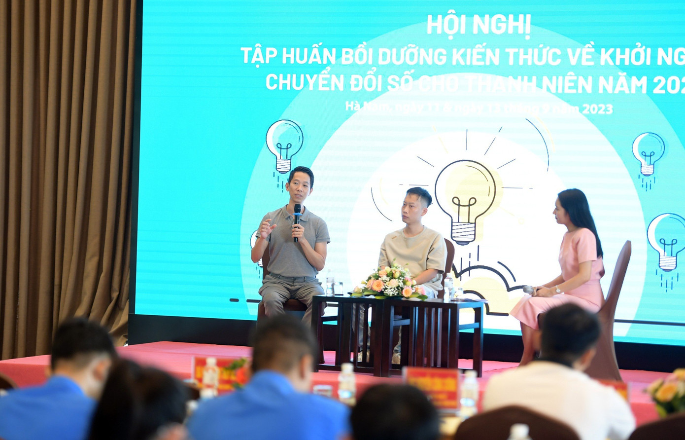 Các diễn giả trình bày tại chương trình.