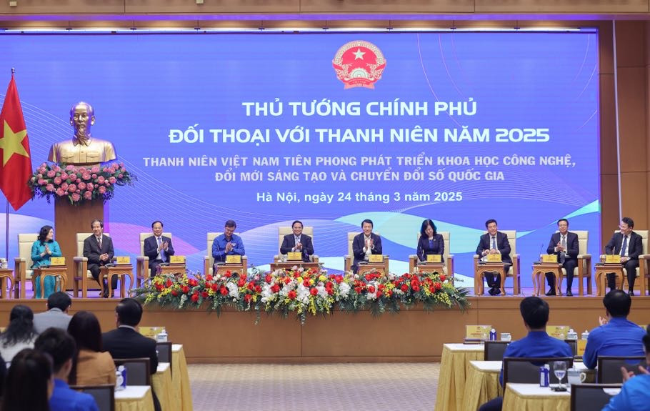 Thủ tướng đối thoại với thanh niên Việt Nam năm 2025, với chủ đề "Thanh niên Việt Nam tiên phong phát triển khoa học công nghệ, đổi mới sáng tạo và chuyển đổi số quốc gia". Ảnh: VGP/Nhật Bắc Thủ tướng đối thoại với thanh niên Việt Nam năm 2025, với chủ đề "Thanh niên Việt Nam tiên phong phát triển khoa học công nghệ, đổi mới sáng tạo và chuyển đổi số quốc gia". Ảnh: VGP/Nhật Bắc