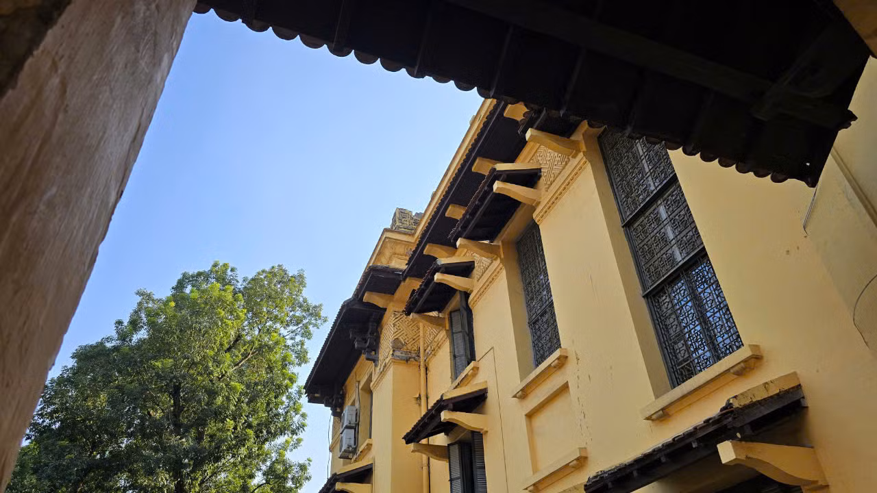 Từ ngày 9 đến 17/11, trường lần đầu mở cửa cho khách tham quan, nhân triển lãm nghệ thuật tương tác "Cảm thức Đông Dương".