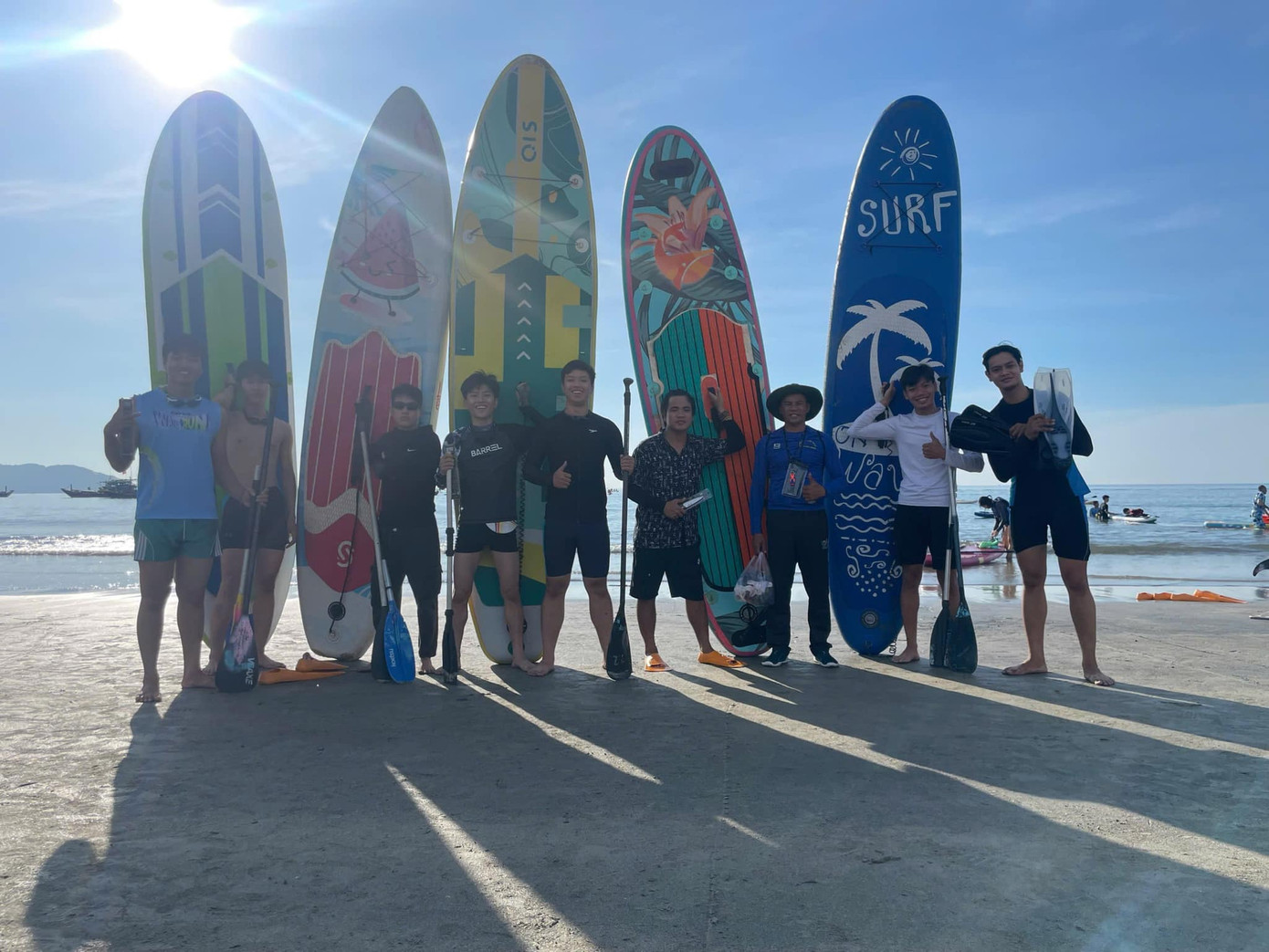 Các tình nguyện viên tham gia chương trình.