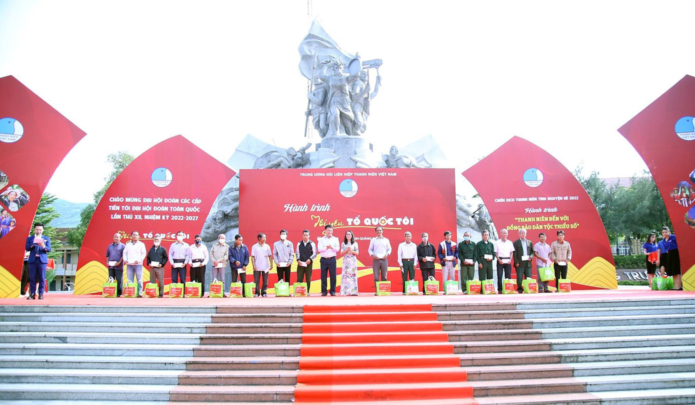 Lễ phát động Hành trình “Tôi yêu Tổ quốc tôi” năm 2022 cấp T.Ư tại các tỉnh Quảng Ngãi, Lai Châu, Sóc Trăng, Kon Tum. Lễ phát động Hành trình “Tôi yêu Tổ quốc tôi” năm 2022 cấp T.Ư tại các tỉnh Quảng Ngãi, Lai Châu, Sóc Trăng, Kon Tum.