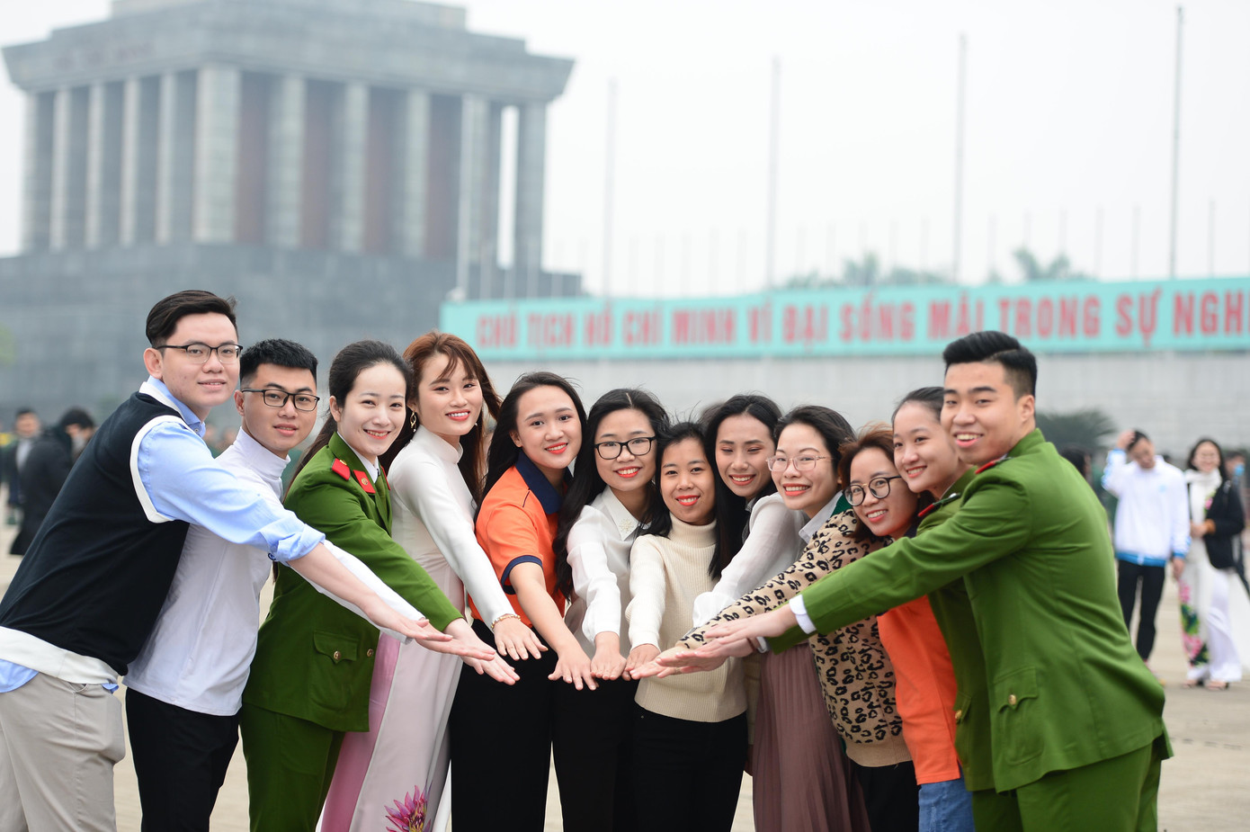 Nhiều kỳ vọng của các thế hệ 'Sinh viên 5 tốt' gửi tới Đại hội Đoàn toàn quốc lần thứ XII. Ảnh: DƯƠNG TRIỀU Nhiều kỳ vọng của các thế hệ 'Sinh viên 5 tốt' gửi tới Đại hội Đoàn toàn quốc lần thứ XII. Ảnh: DƯƠNG TRIỀU