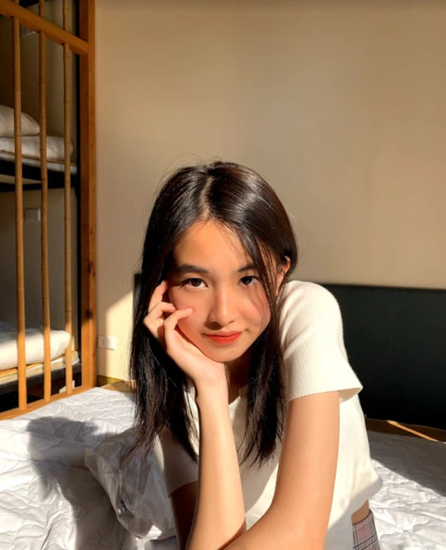 Ngoài ĐH Pennsylvania, Yến Lan được 6 trường khác đồng ý cấp học bổng và gửi thư mời nhập học, trong đó có ĐH Richmond và ĐH Beloit. Ngoài ĐH Pennsylvania, Yến Lan được 6 trường khác đồng ý cấp học bổng và gửi thư mời nhập học, trong đó có ĐH Richmond và ĐH Beloit.