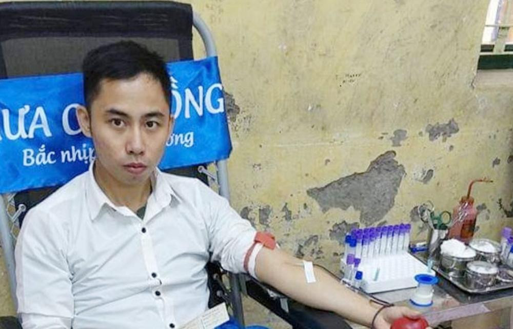 Nguyễn Duy Trường Dương đã 29 lần hiến máu vì cộng đồng. Nguyễn Duy Trường Dương đã 29 lần hiến máu vì cộng đồng.