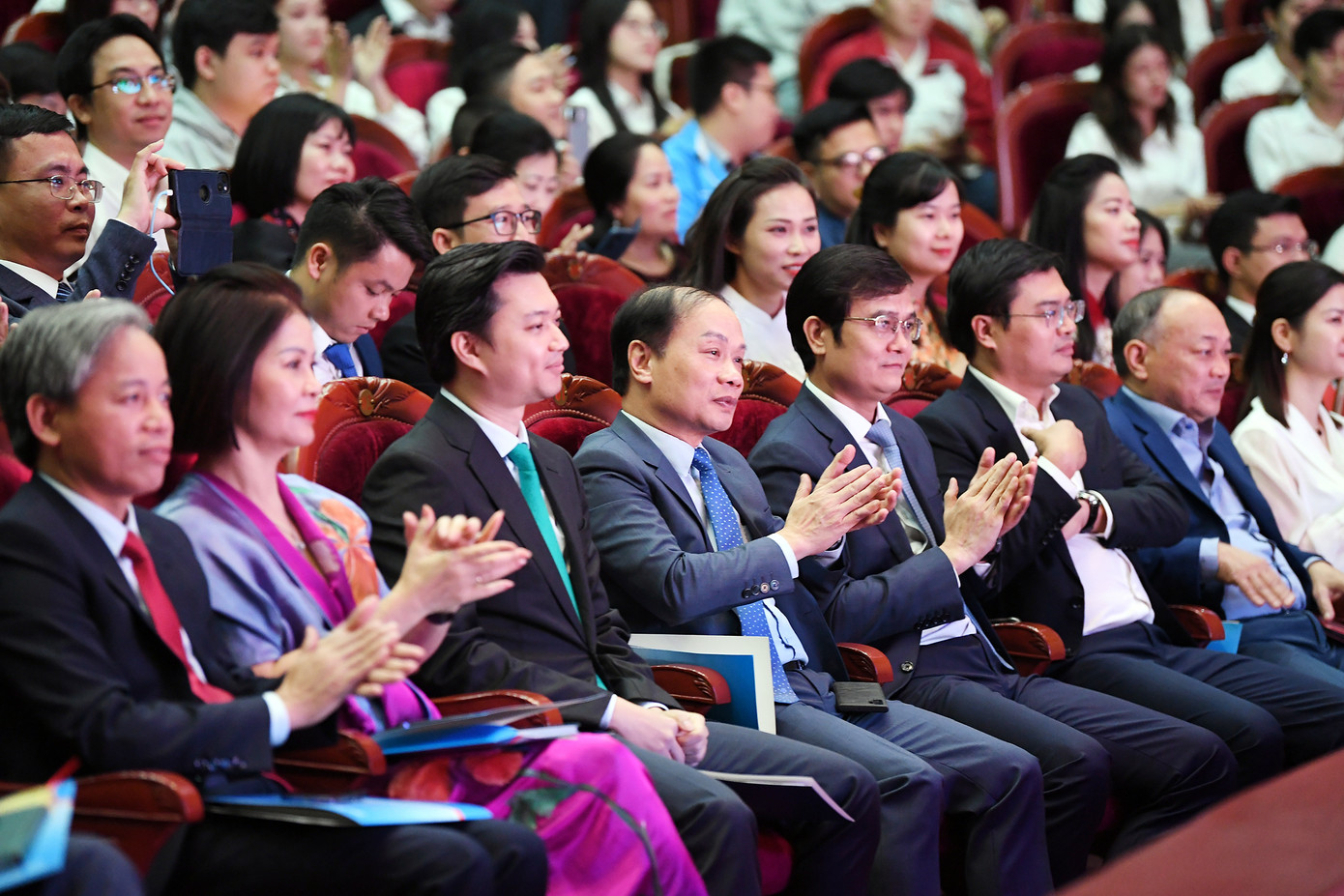 Các đại biểu tham dự Lễ trao giải thưởng 'Khuê Văn Các' lần thứ I, năm 2024. Ảnh: DƯƠNG TRIỀU Các đại biểu tham dự Lễ trao giải thưởng 'Khuê Văn Các' lần thứ I, năm 2024. Ảnh: DƯƠNG TRIỀU