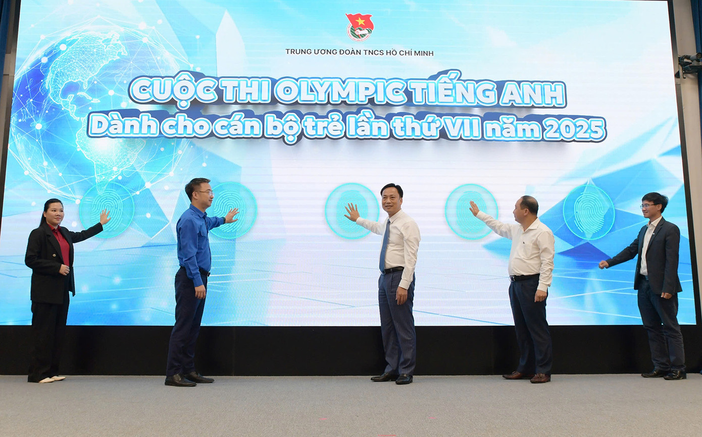 Khai mạc Olympic tiếng Anh dành cho cán bộ trẻ 2025. Khai mạc Olympic tiếng Anh dành cho cán bộ trẻ 2025.