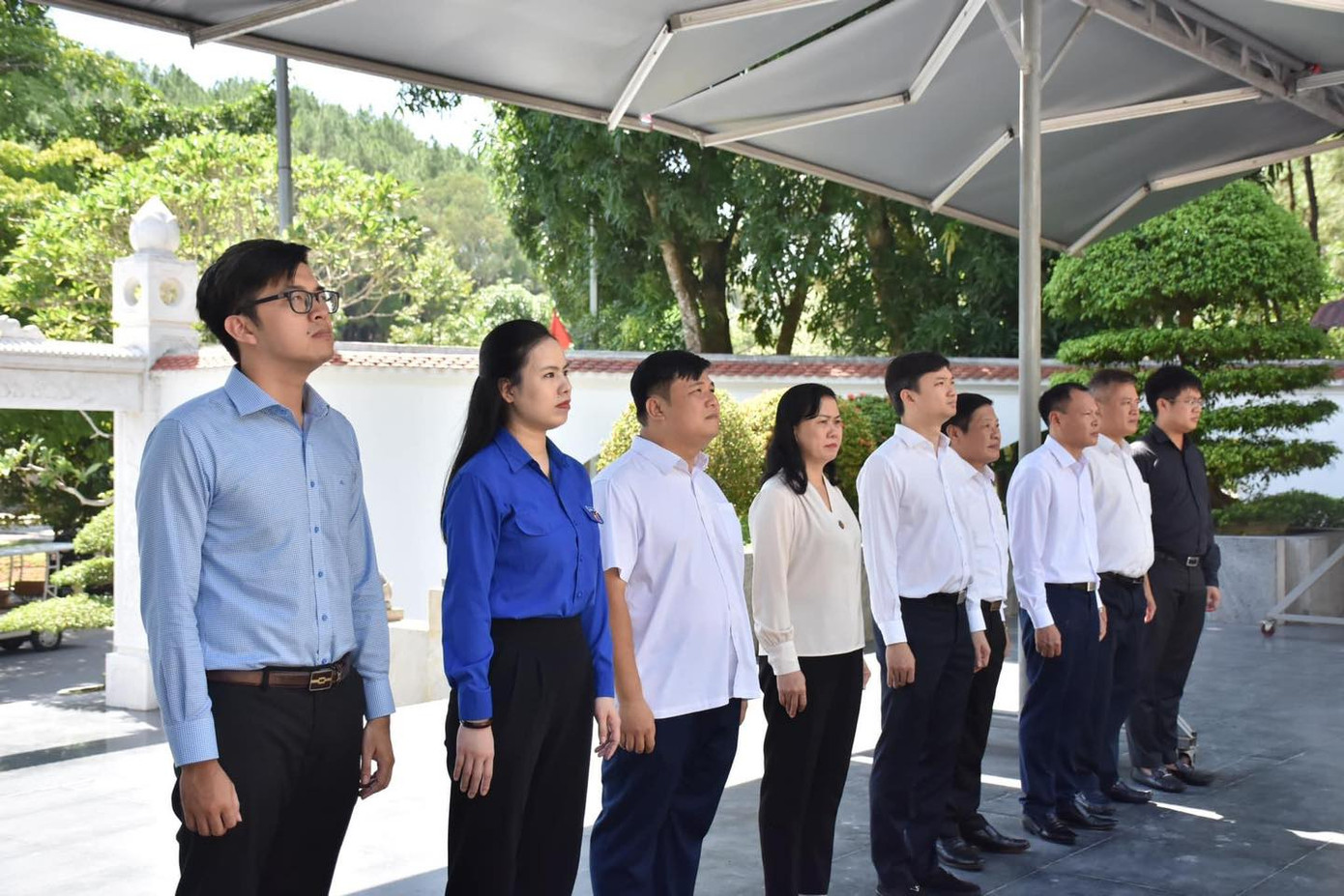 Đoàn công tác T.Ư Đoàn dâng hương tại các địa chỉ đỏ tỉnh Hà Tĩnh.