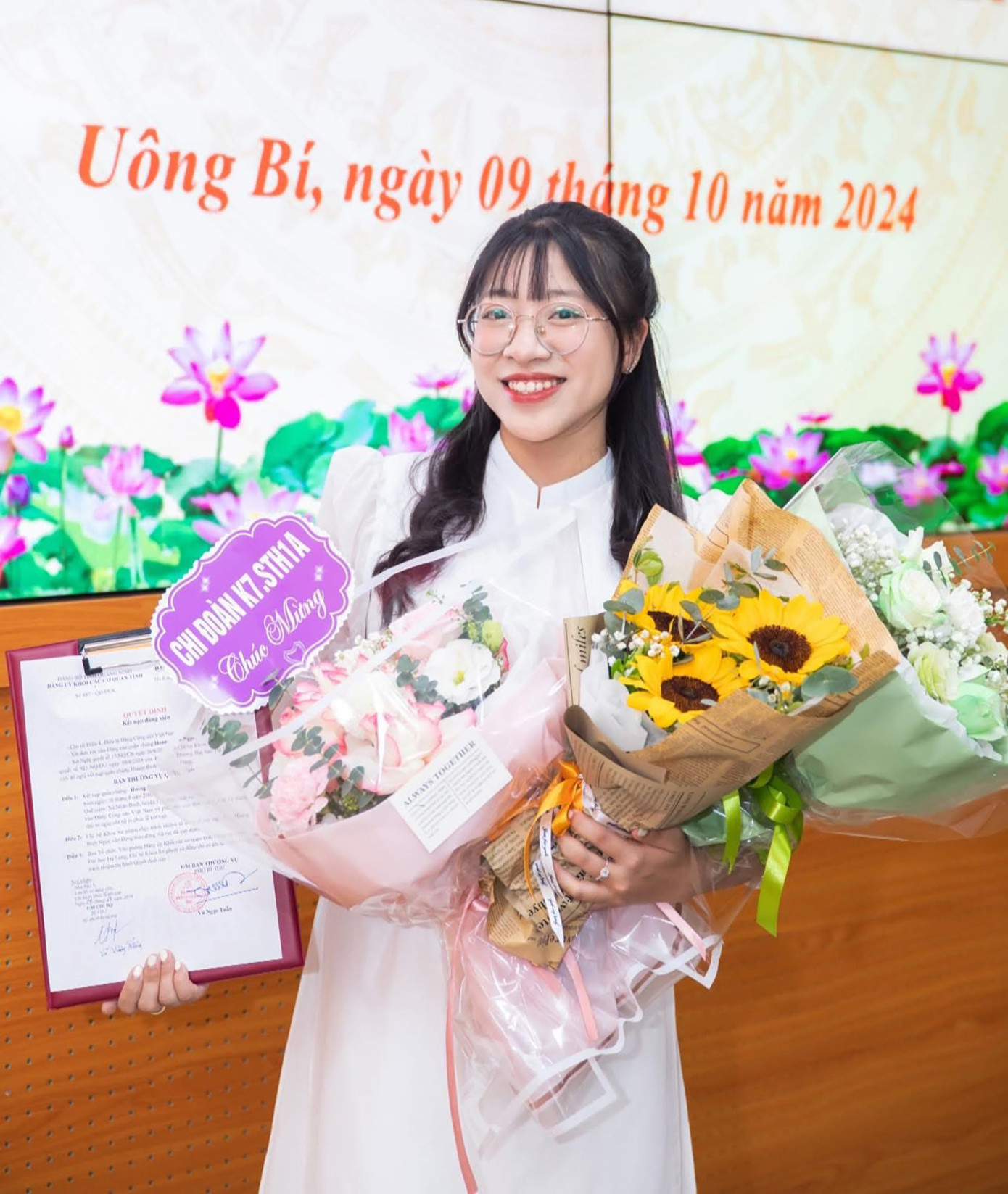 Hoàng Bích Ngọc – Phó Chủ nhiệm CLB ‘Sinh viên 5 tốt’ tỉnh Quảng Ninh, sinh viên lớp Giáo dục Tiểu học K1A, trường ĐH Hạ Long.