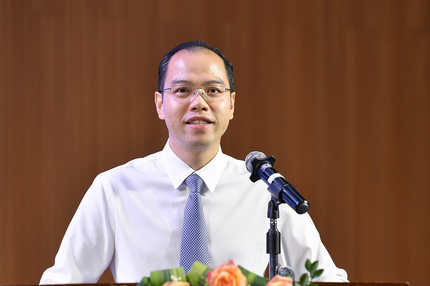 Anh Nguyễn Tiến Hưng – Phó Bí thư Thành Đoàn, Chủ tịch Hội Sinh viên TP. Hà Nội phát biểu tại chương trình.