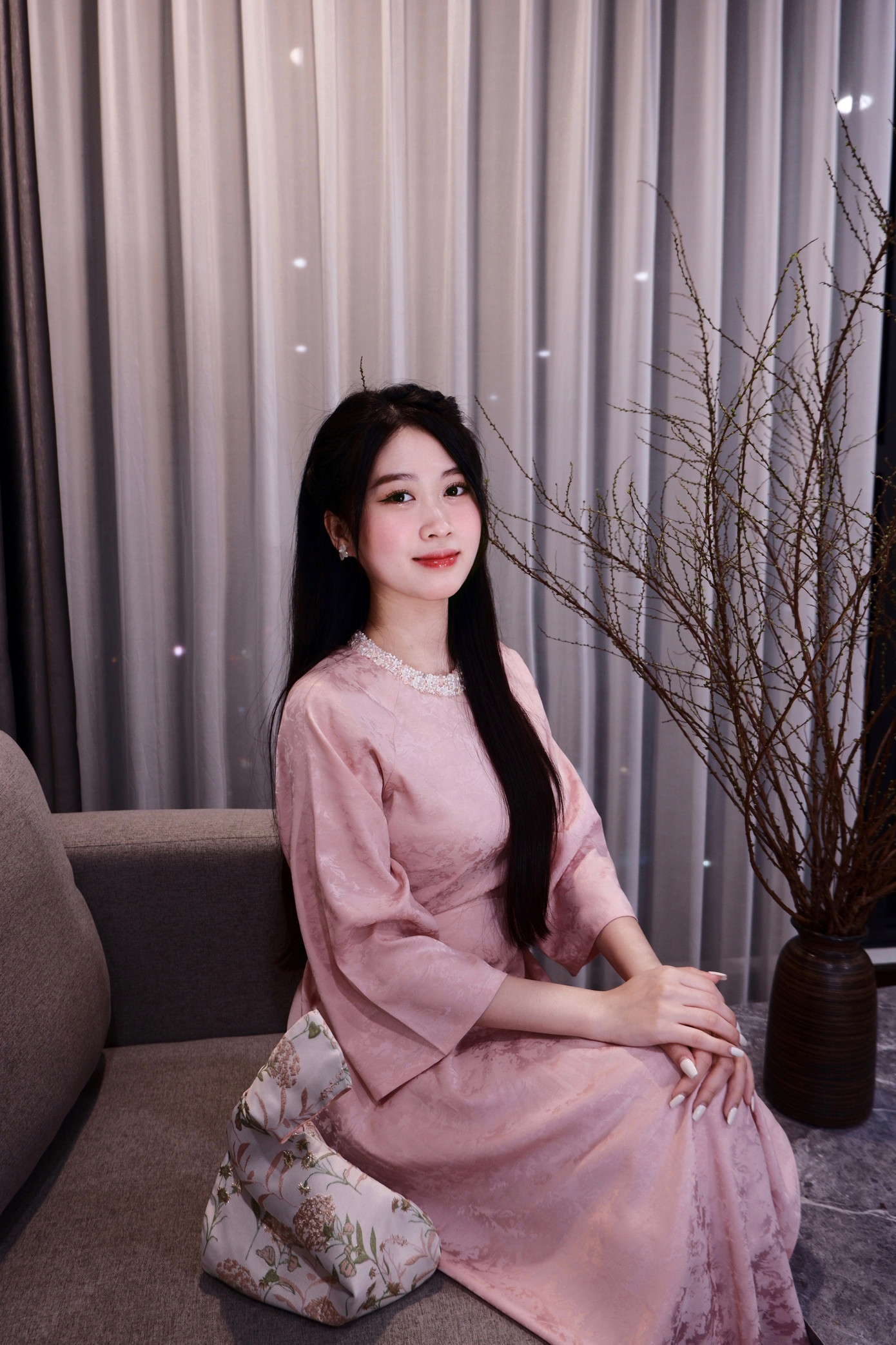 Lê Huyền Trang (trường ĐH Kinh tế, ĐHQG Hà Nội).