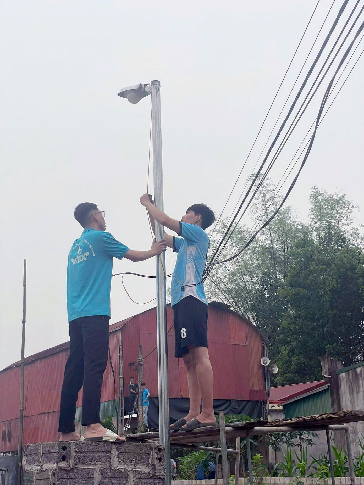 'Mùa Hè Xanh' 2025: Sinh viên tình nguyện thời 4.0 ‘đi để lớn’. 'Mùa Hè Xanh' 2025: Sinh viên tình nguyện thời 4.0 ‘đi để lớn’.